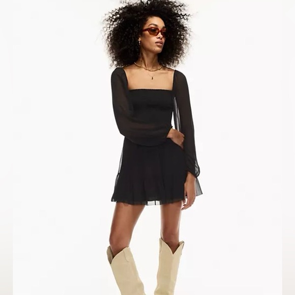 Aritzia Wilfred tempest dress - Picture 1 of 5